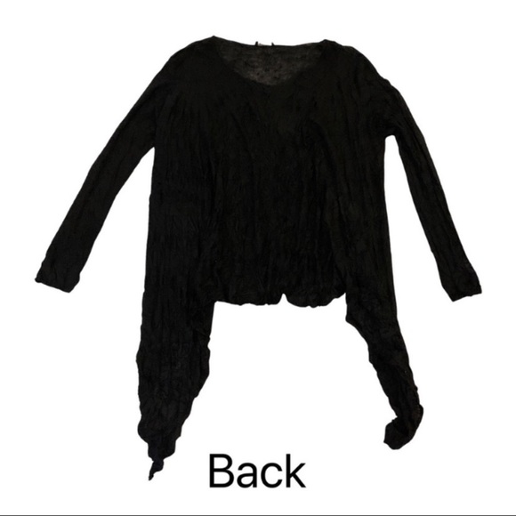 Kerisma Tunic Top 
Size: S/M - Picture 2 of 5